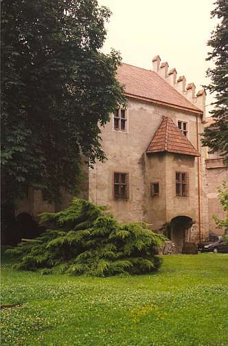 Schloss Meran (Merano, Landesfürstliche Burg, Castello Principesco) in Meran