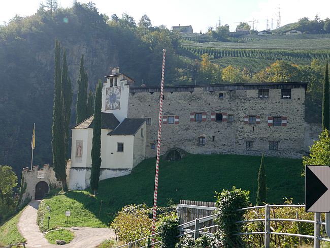 Burg Braunsberg in Lana-Oberlana