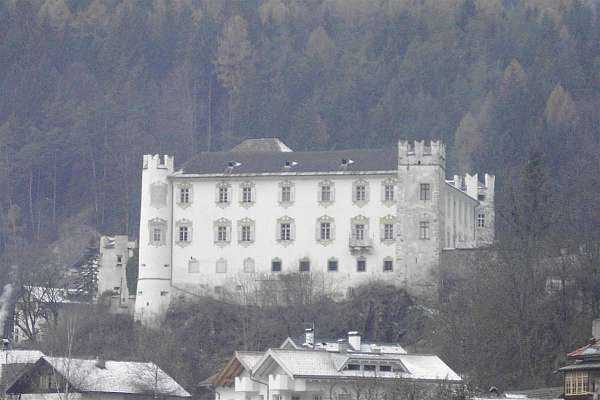 Burg Ehrenburg in Kiens-Ehrenburg