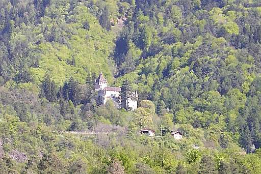 Burg Enn in Montan