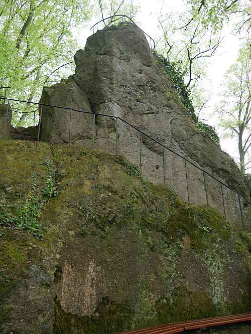 verschwundene Burg Bonifatiusfelsen in Bad Liebenstein-Altenstein